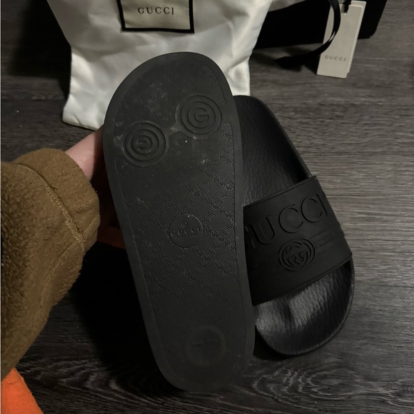 Authentic Gucci Slides - Picture 4 of 4